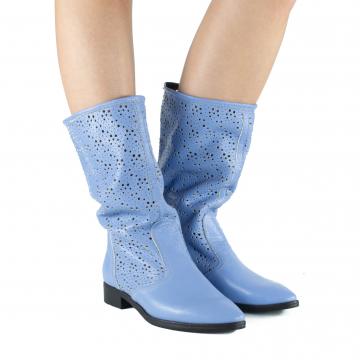 cizme vara piele perforata, cizme primavara ieftine,cizme de vara, cizme perforate, cizme primavara, cizme piele naturala, incaltaminte piele naturala dama, cizme vara bleu, cizme bleu, cizme albastre,